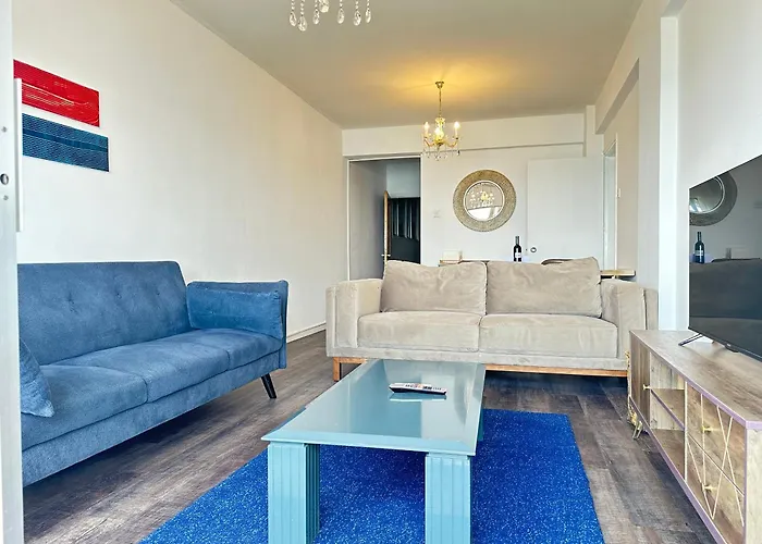 2Br Seafront Apt In City Center With Community Pool